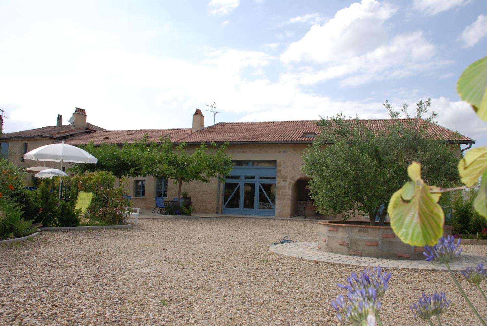 Chambres D'Hotes Du Clos Semper Felix Sainte-Bazeille Exteriör bild