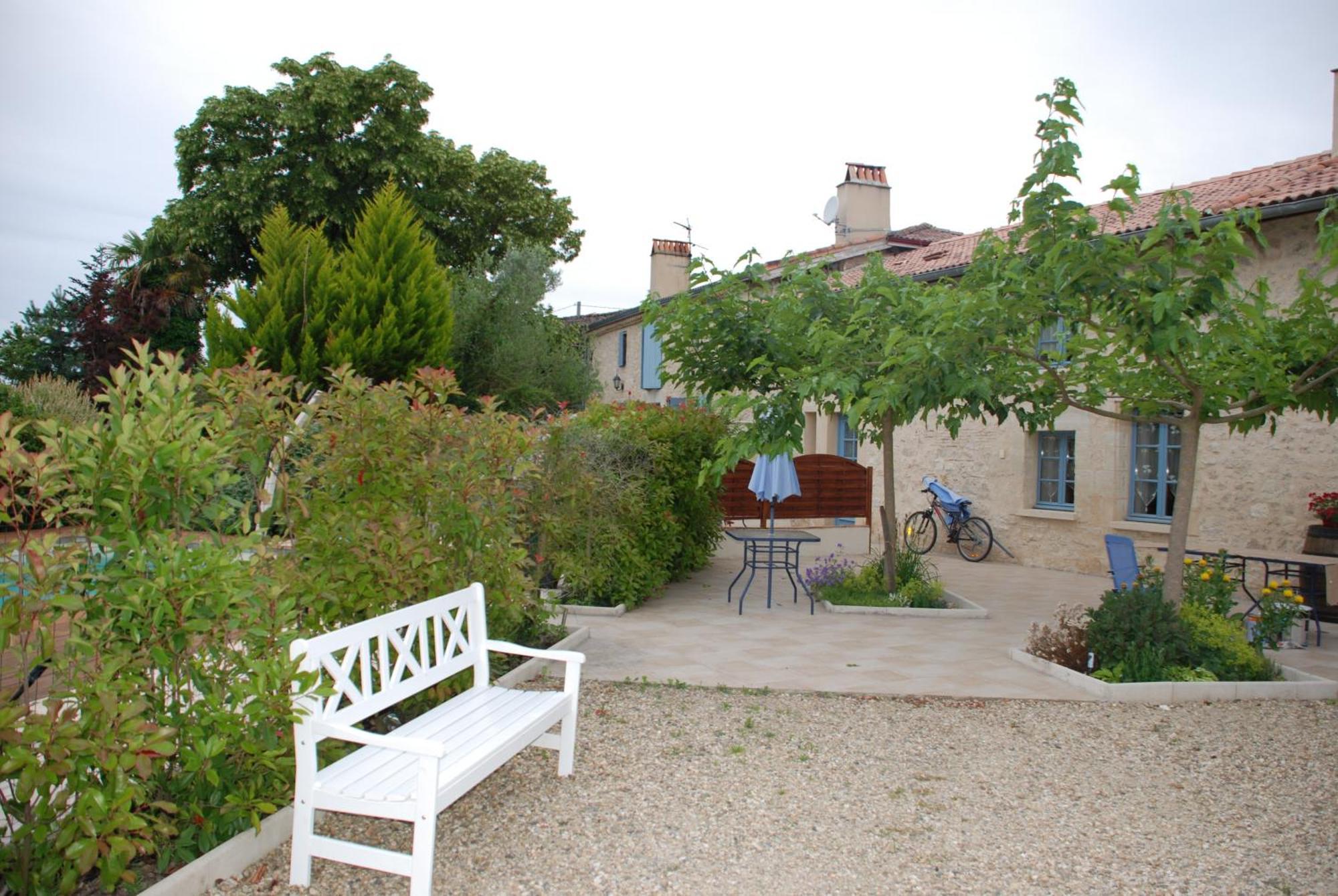 Chambres D'Hotes Du Clos Semper Felix Sainte-Bazeille Exteriör bild